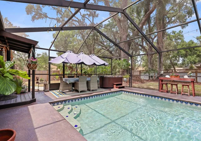4th image of 314 Bloomingfield Dr, Brandon, FL 33511 | MLS# TB8499722