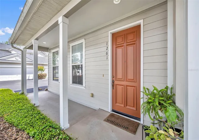 Photo 3 of Townhouse for sale at 1261 Indiana Ave, Winter Park, FL 32789 | MLS# O6400698 | Listing updated on 2026-09-13