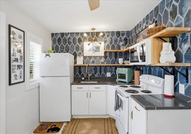 90th image of 130 86th Ter, Treasure Island, FL 33706 | MLS# TB8499738