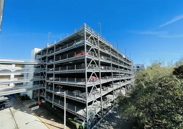 30th image of 204 E South St #3059, Orlando, FL 32801 | MLS# O6400716