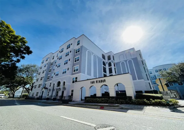3rd image of 204 E South St #3059, Orlando, FL 32801 | MLS# O6400716