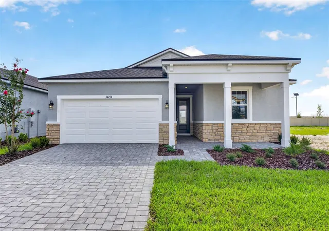 Photo 1 of Single family home for sale at 34754 Flower Patch Dr, Dade City, FL 33525 | MLS# TB8499746 | Listing updated on 2026-10-08