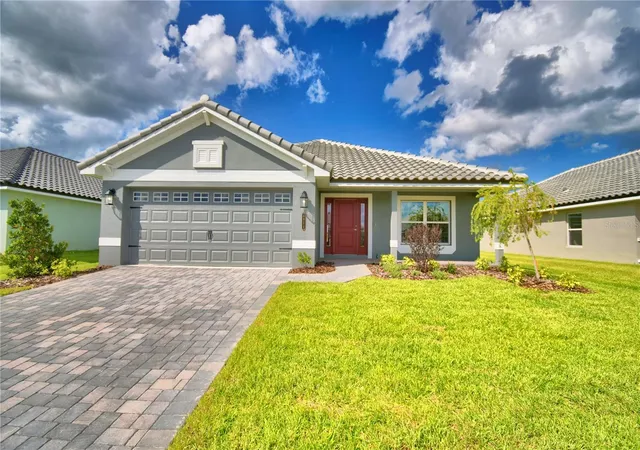 Homes for sale in Auburndale, FL | 4718 Grandview Glen Dr, Auburndale, FL 33823 | MLS# L4961254