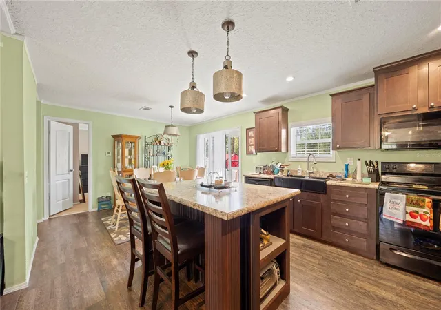 3rd image of 221 Magnolia Rd, Hawthorne, FL 32640 | MLS# GC539632
