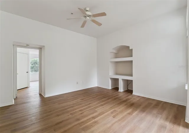 image of 7270 Westpointe Blvd #931, Orlando, FL 32835 | MLS# O6400761