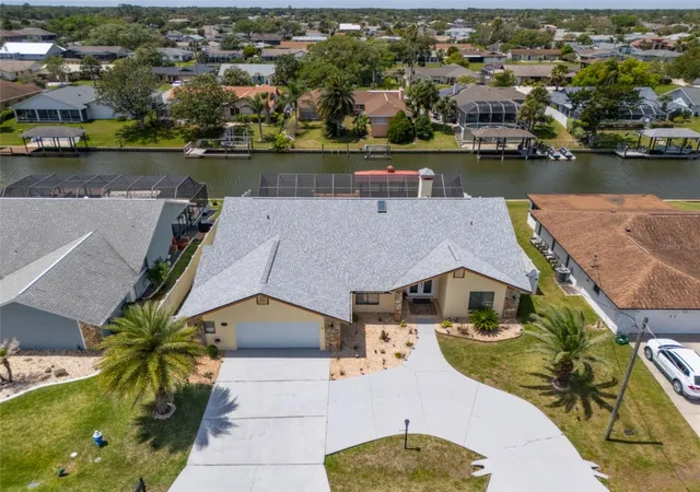 33rd image of 18 Classic Ct S, Palm Coast, FL 32137 | MLS# FC317884