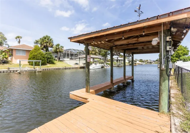 4th image of 18 Classic Ct S, Palm Coast, FL 32137 | MLS# FC317884