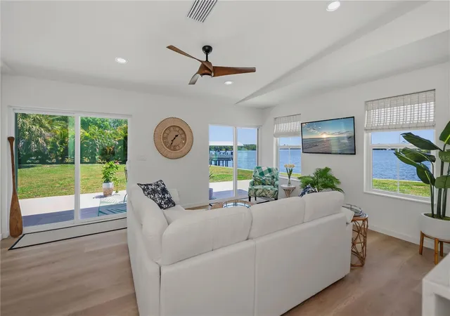 Photo 2 of Single family home for sale at 3404 Lake View Blvd, Port Charlotte, FL 33948 | MLS# C7525115 | Listing updated on 2026-08-13