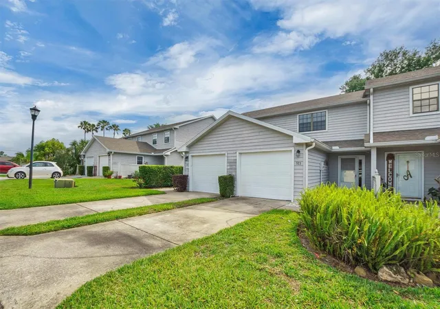 Photo 3 of Condo for sale at 323 Orange Blossom Dr #323, Winter Haven, FL 33880 | MLS# P4938498 | Listing updated on 2026-09-16