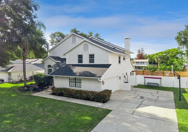 3rd image of 1458 Royal Cir, Apopka, FL 32703 | MLS# O6400772