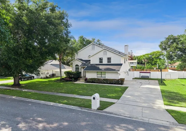 5th image of 1458 Royal Cir, Apopka, FL 32703 | MLS# O6400772