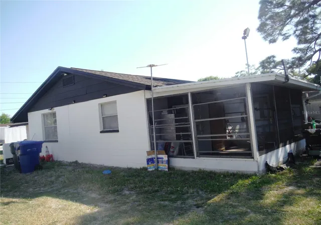Photo 3 of Multi family home for sale at 118 Lake Ave Se, Largo, FL 33771 | MLS# TB8499836 | Listing updated on 2026-10-06