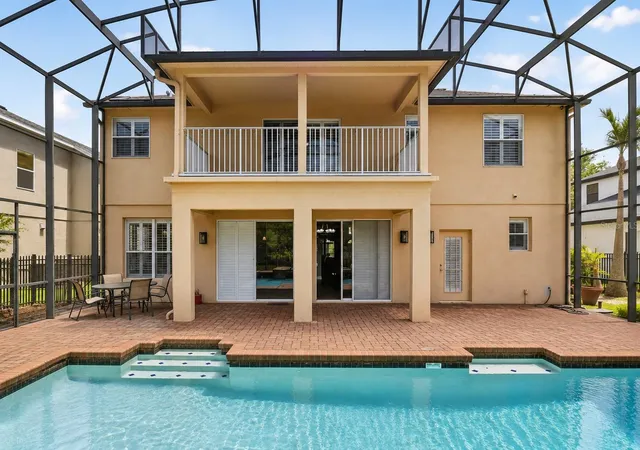 Homes for sale in Orlando, FL | 6568 Bayboro Ct, Orlando, FL 32829 | MLS# O6400774