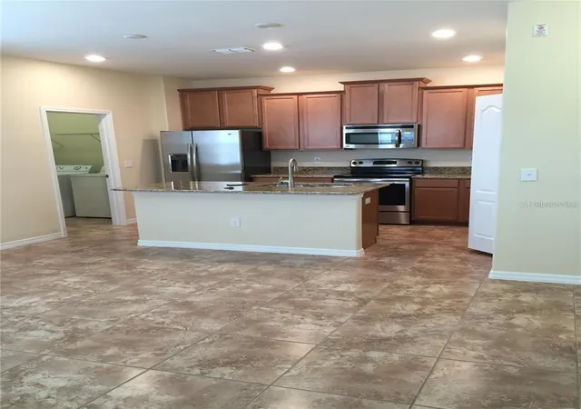 Photo 5 of Townhouse for sale at 5618 Water Rose Rd, Winter Garden, FL 34787 | MLS# O6400788 | Listing updated on 2026-07-31
