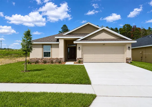 Homes for sale in Leesburg, FL | 247 Verny Grove Ln, Leesburg, FL 34748 | MLS# O6400801