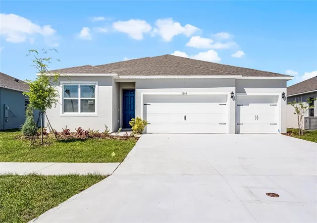 Homes for sale in Lakeland, FL | 5415 Cloudberry Ave, Lakeland, FL 33811 | MLS# O6400806