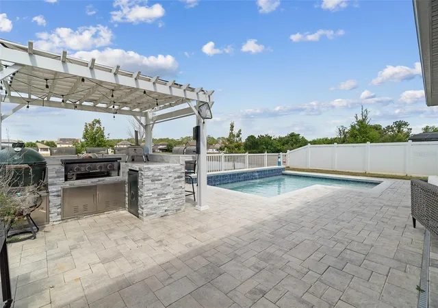 4th image of 3415 Feathergrass Ct, Harmony, FL 34773 | MLS# S5148249
