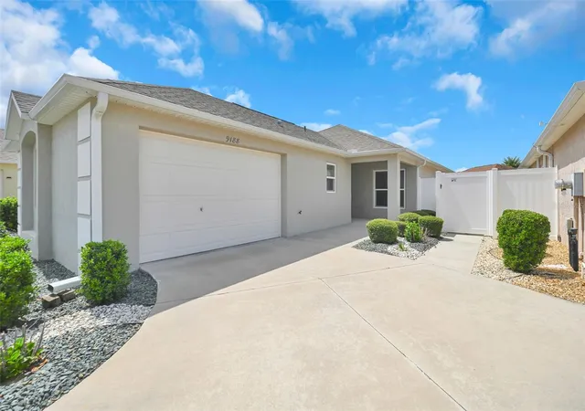 Photo 3 of House for sale at 9188 SE 166th Sprung Ln, The Villages, FL 32162 | MLS# GC539636 | Listing updated on 2026-09-12