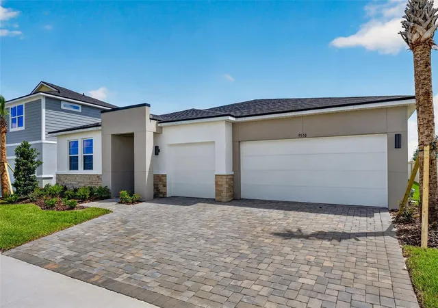 Photo 2 of Single family home for sale at 9553 Natural Oak Point, Dade City, FL 33525 | MLS# TB8499903 | Listing updated on 2026-09-20