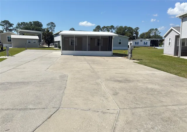 5th image of 5073 Shore Line Dr, Polk City, FL 33868 | MLS# P4938500