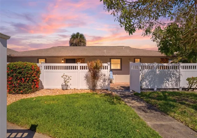 Homes for sale in Fort Myers, FL | 4289 Island Cir #1, Fort Myers, FL 33919 | MLS# C7525125