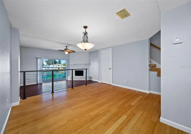 4th image of 12424 Capri Cir N #5, Treasure Island, FL 33706 | MLS# TB8499918