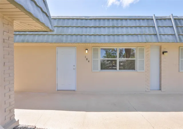 4th image of 1802 Bedford Ter, SUN CITY CENTER, FL 33573