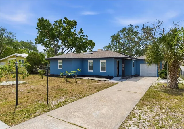 Homes for sale in Largo, FL | 923 1St Ave Nw, Largo, FL 33770 | MLS# TB8499948