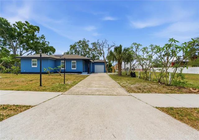 Homes for sale in Largo, FL | 923 1st Ave Nw, Largo, FL 33770 | MLS# TB8499948