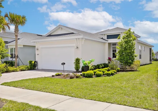 1st image of 819 Liliana Dr, Deland, FL 32724 | MLS# O6400873