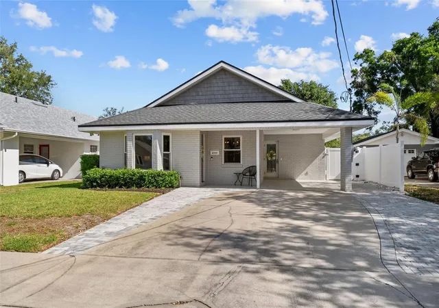 Homes for sale in Tampa, FL | 4109 W Empedrado St, Tampa, FL 33629 | MLS# TB8499959