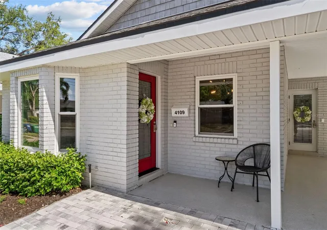 Homes for sale in Tampa, FL | 4109 W Empedrado St, Tampa, FL 33629 | MLS# TB8499959