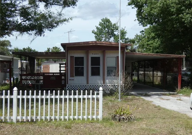 Homes for sale in New Port Richey, FL | 9405 Loras St, New Port Richey, FL 34654 | MLS# W7885033