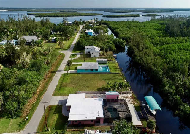 Photo 1 of Single family home for sale at 232 Darst Ave, Punta Gorda, FL 33950 | MLS# C7525134 | Listing updated on 2026-09-12
