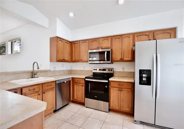 Photo 3 of Single family home for sale at 27210 Stoney Brk Dr, Leesburg, FL 34748 | MLS# O6400899 | Listing updated on 2026-05-23