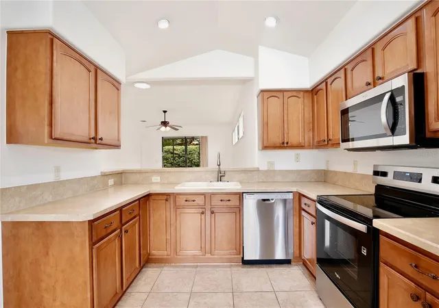Photo 4 of Single family home for sale at 27210 Stoney Brk Dr, Leesburg, FL 34748 | MLS# O6400899 | Listing updated on 2026-05-23