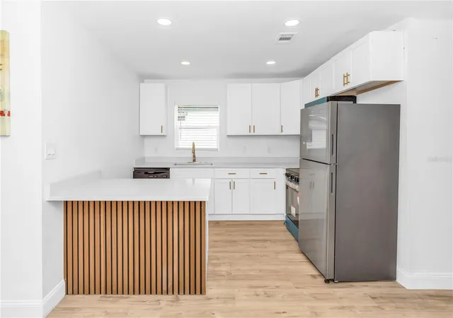 Photo 3 of Single family home for sale at 1262 Seminola Blvd, Casselberry, FL 32707 | MLS# O6400917 | Listing updated on 2026-08-11