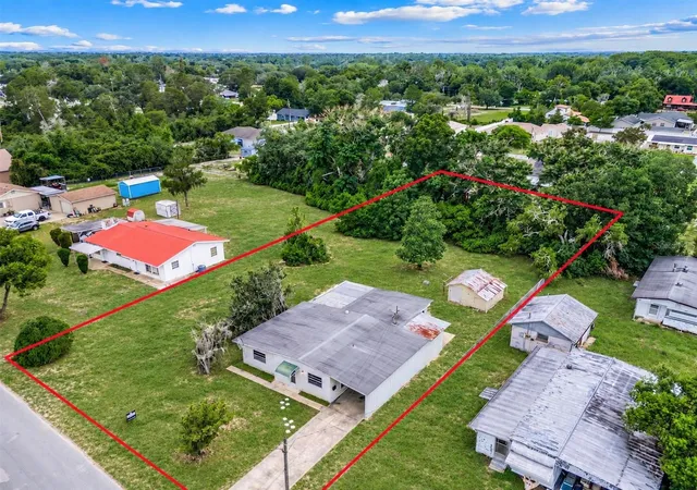 Photo 3 of Single family home for sale at 11411 Huggins St, Leesburg, FL 34788 | MLS# G5111305 | Listing updated on 2026-10-22