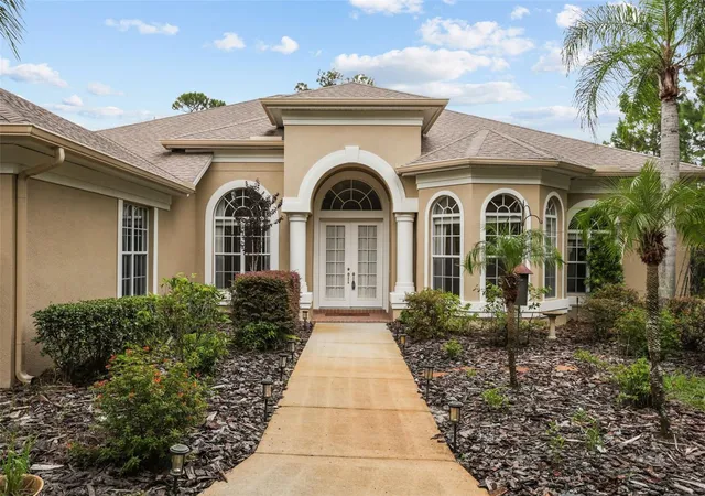 1st image of 420 Valley Stream Dr, Geneva, FL 32732 | MLS# O6400938