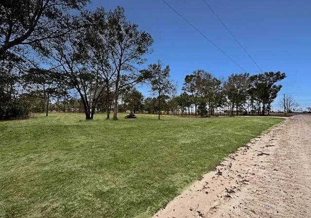 Photo 3 of Land for sale at Tbd Se 148th Terrace, Morriston, FL 32668 | MLS# OM723187 | Listing updated on 2026-04-29