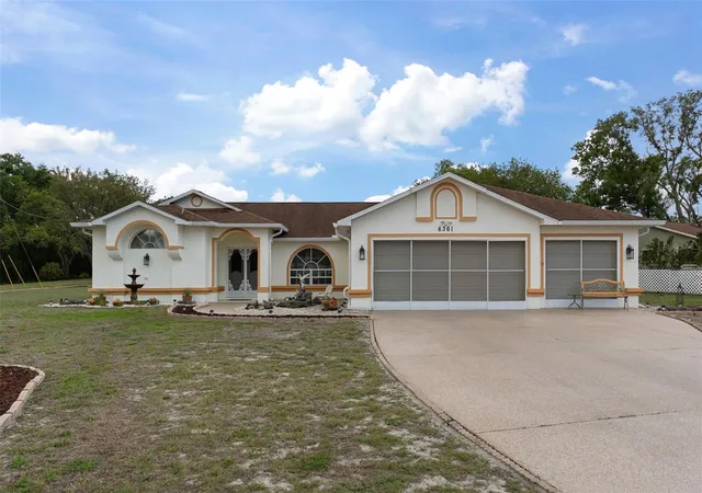 Homes for sale in Spring Hill, FL | 6361 Indian Rock Ct, Spring Hill, FL 34606 | MLS# W7885039