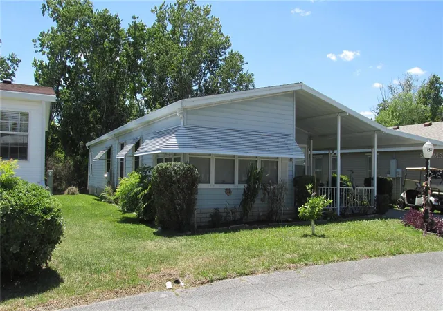 Photo 3 of Manufactured home for sale at 157 Victoria Dr, Haines City, FL 33844 | MLS# L4961277 | Listing updated on 2026-05-24