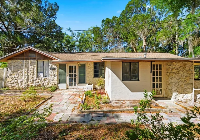 4th image of 5651 Monroe St, New Port Richey, FL 34653 | MLS# W7885045