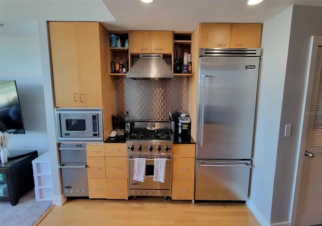 3rd image of 1120 E Kennedy Blvd #1217, Tampa, FL 33602 | MLS# TB8500081