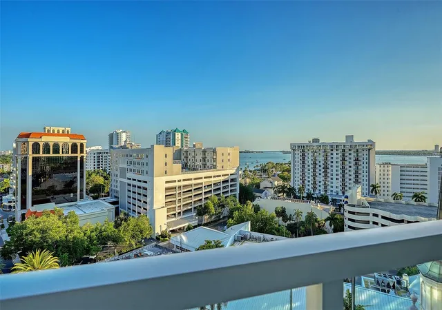 3rd image of 111 S Pineapple Ave #1013, Sarasota, FL 34236 | MLS# A4690816