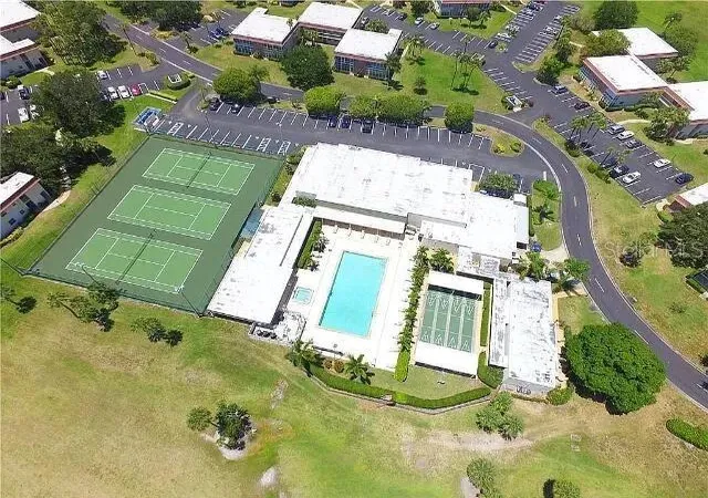 Photo 3 of Sale Pending at 94 Spring Lake Dr #203, Vero Beach, FL 32962 | MLS# O6400987 | Listing updated on 2026-09-13