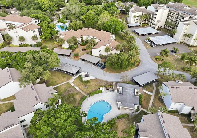 Homes for sale in Largo, FL | 700 Starkey Road, Largo, FL 33771 | Houzeo