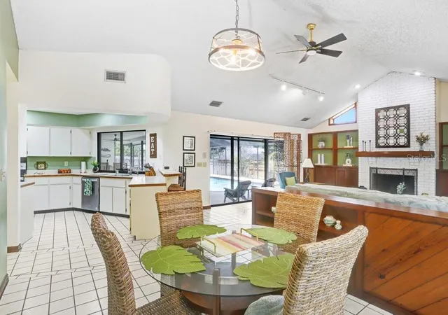 5th image of 507 Sportsman Park Dr, Seffner, FL 33584 | MLS# TB8500106