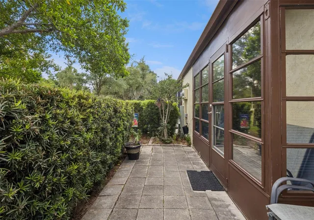2nd image of 12532 Orangewood Ct, TAVARES, FL 32778