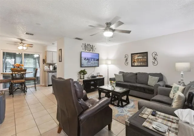 3rd image of 12532 Orangewood Ct #0, Tavares, FL 32778 | MLS# O6401005